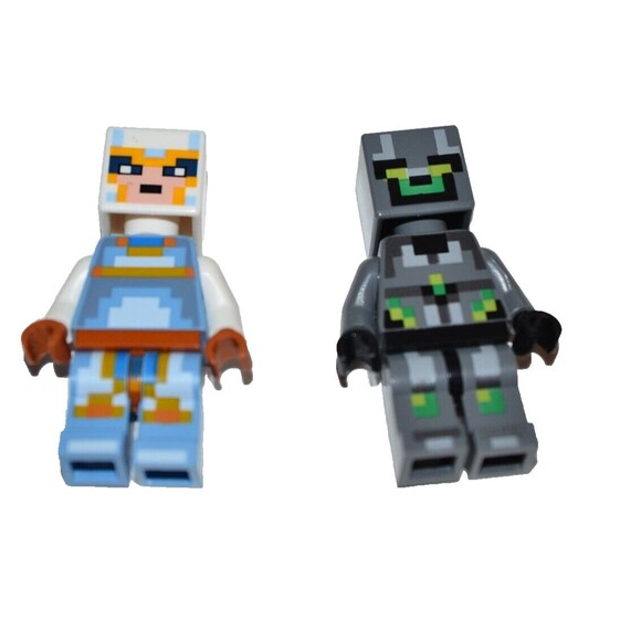 Lego Skull Arena Player lot 21145 Minecraft Minifigure + book accessories - Picture 5 of 9